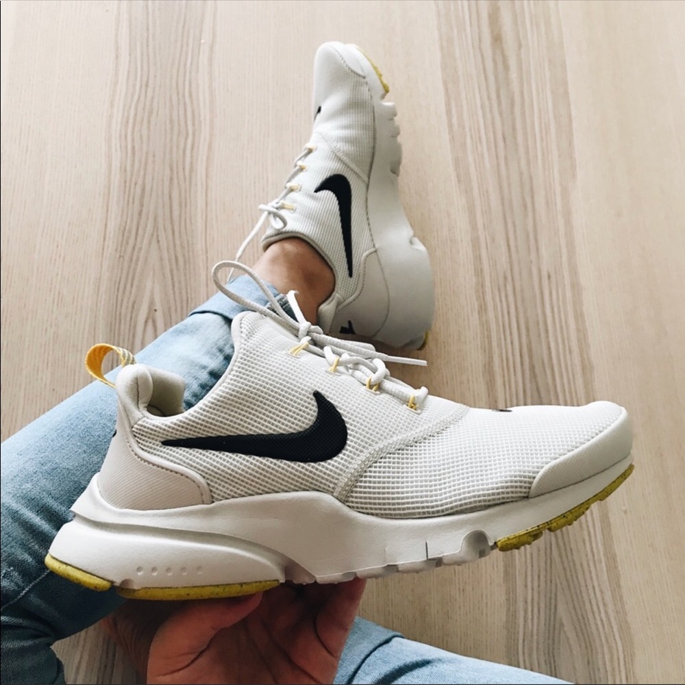 Nike presto fly womens size 7.5 youth size 6 - Picture 2 of 8